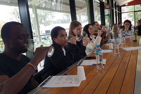 Hunter Valley Small Group Wine, Gin, Cheese & Chocolate Tour - Hotels Melbourne 3