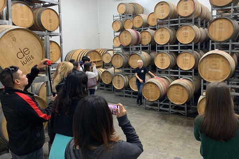 Hunter Valley Small Group Wine, Gin, Cheese & Chocolate Tour - Hotels Melbourne 8