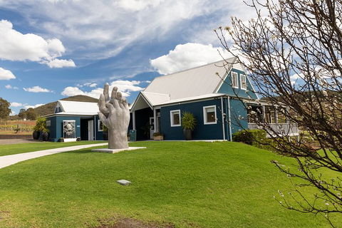 Private Full-Day Wine Tour In Hunter Valley - Hotels Melbourne 1