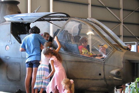 Darwin City Sights And Jumping Crocodile Cruise - Hotels Melbourne 11