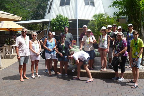 Pathfinder Jumping Crocodile Cruise Shuttle Bus - Hotels Melbourne 4