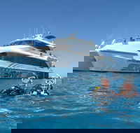 Silverswift Outer Great Barrier Reef Dive and Snorkel Cruise from Cairns - Hotels Melbourne