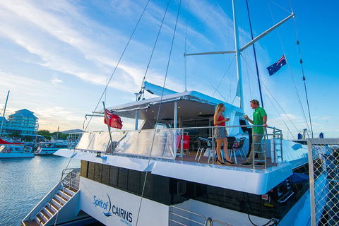 Cairns Luxury Catamaran Harbor And Dinner Cruise - Hotels Melbourne 6