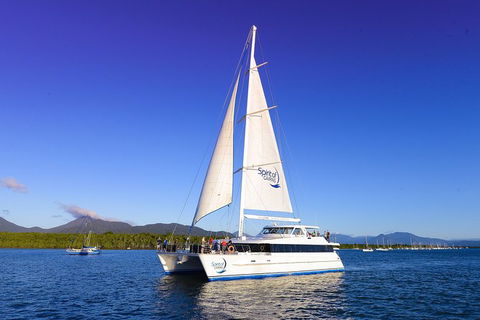 Cairns Luxury Catamaran Harbor And Dinner Cruise - Hotels Melbourne 1