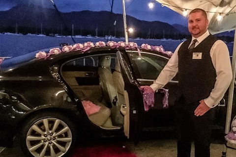 Jaguar Limousine Transfer Cairns Airport To City Or Return - Hotels Melbourne 1