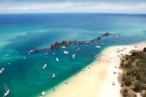 Adventure Moreton Island Wrecks Adventure Package - Hotels Melbourne 6