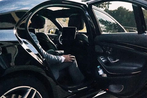 Arrival Private Transfers From Gold Coast Airport OOL To Gold Coast City - Hotels Melbourne 2
