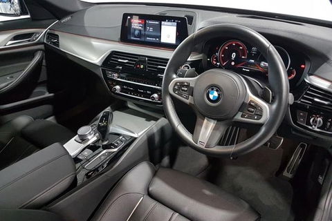 Avalon Airport Private Transport - Hotels Melbourne 0