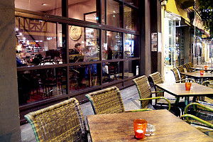 Quaff - Hotels Melbourne 0
