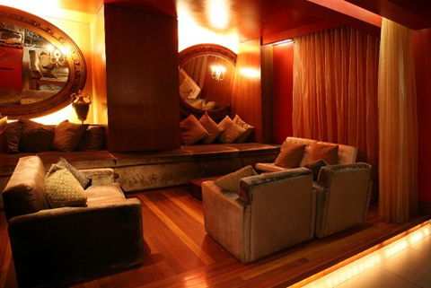 The Longroom - Hotels Melbourne 1