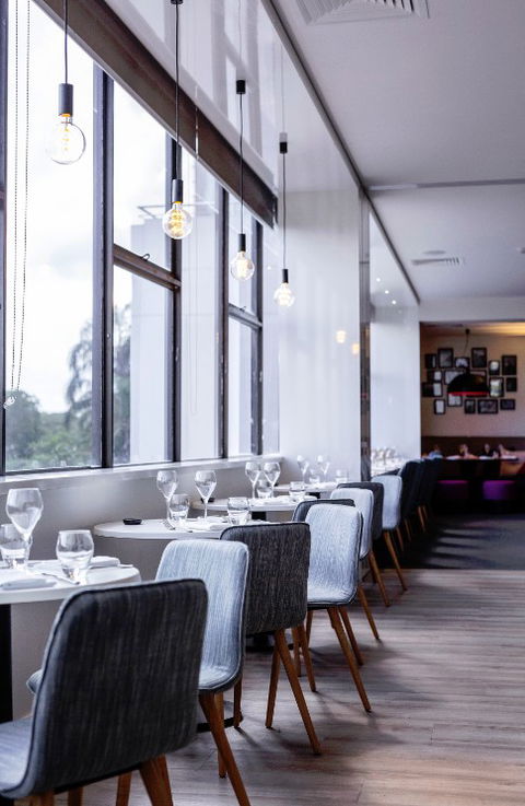 MRepublic Restaurant, Bar And Lounge - Hotels Melbourne 5