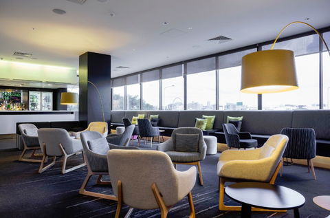 MRepublic Restaurant, Bar And Lounge - Hotels Melbourne 8