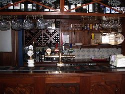 The Gamekeepers Secret Country Inn - Hotels Melbourne 3