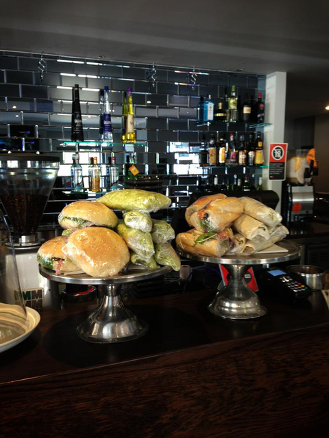 Ocean Shores Tavern - Hotels Melbourne 4