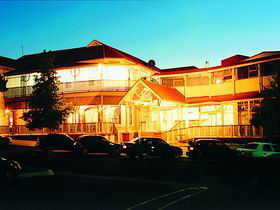 Loxton Community Hotel Motel - Hotels Melbourne 0
