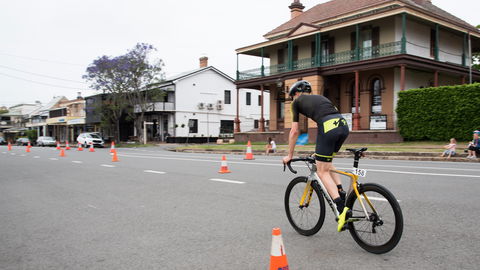 Quarry Mining Maitland Triathlon - Hotels Melbourne 2