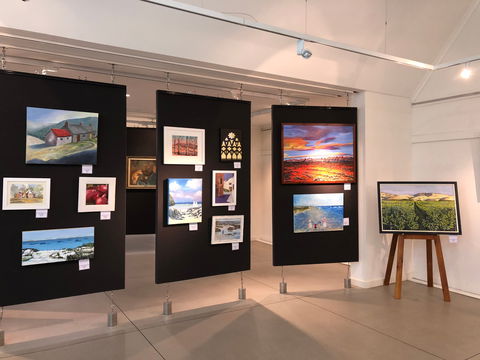 SALA 2020 Exhibition At The Ascot Community Exhibition Art Gallery. - Hotels Melbourne 0