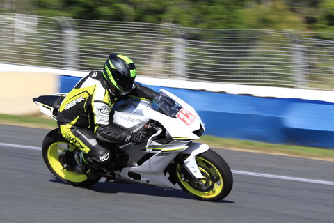 QR Moto Ride Days At Queensland Raceways! - Hotels Melbourne 0