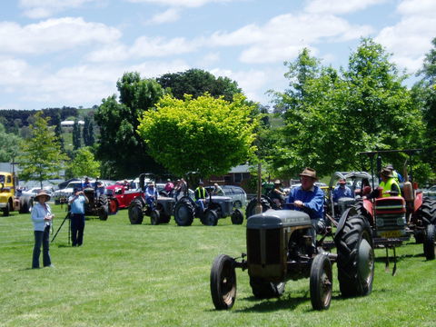 Southern Tablelands Vintage Farm Field Days - Hotels Melbourne 0
