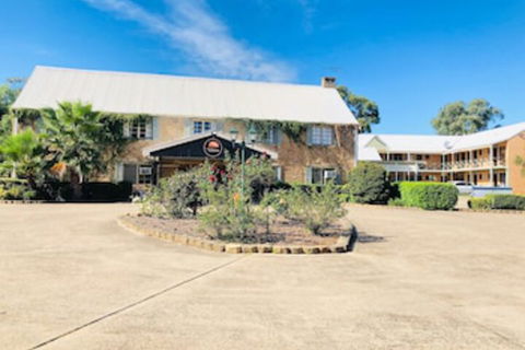 Campbelltown Colonial Motor Inn - Hotels Melbourne 0