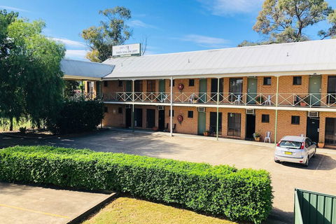 Campbelltown Colonial Motor Inn - Hotels Melbourne 2