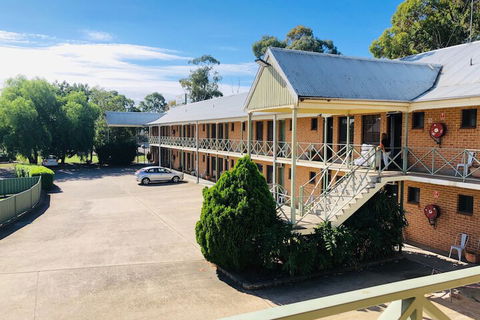 Campbelltown Colonial Motor Inn - Hotels Melbourne 4