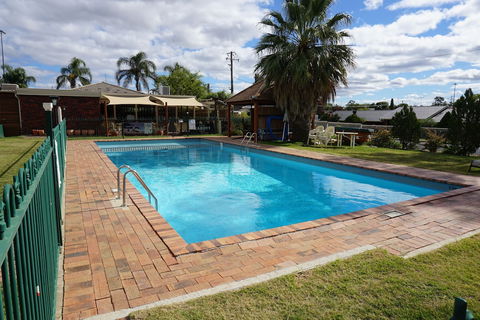 Redhill Tamworth Motor Inn & Conference Centre - Hotels Melbourne 2