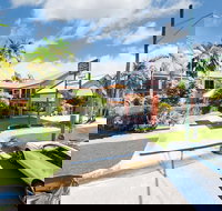 Tropical Queenslander - Hotels Melbourne