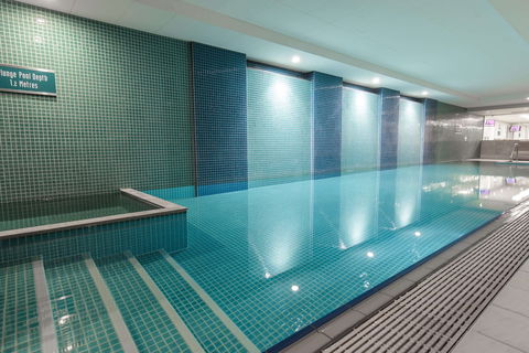 Oaks Glenelg Plaza Pier Suites - Hotels Melbourne 1