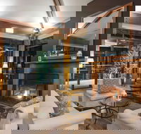 Oaks Cypress Lakes Resort - Hotels Melbourne