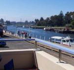 Dockside Waterfront Indulgence - Hotels Melbourne