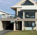Boathouse Holiday House - Hotels Melbourne
