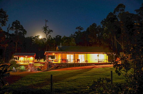 Nannup Bush Retreat - Hotels Melbourne 5