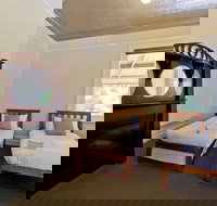 Deloraine Hotel - Hotels Melbourne