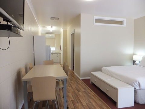 Nagambie Caravan Park & Motel - Hotels Melbourne 0