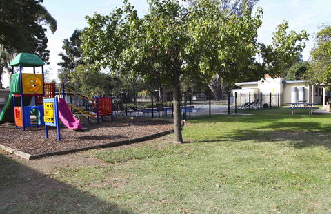 Nagambie Caravan Park & Motel - Hotels Melbourne 3