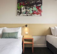 Nightcap at Hume Hotel - Hotels Melbourne