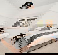 Newcastle Executive Homes - Cooks Hill Cottage - Hotels Melbourne