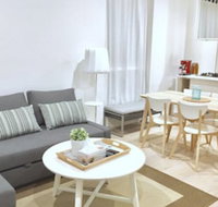 Brand New Stunning Home with Garden - Hotels Melbourne