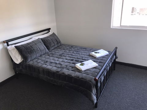 Panania Hotel - Hotels Melbourne 2