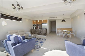 Ocean Cove (069i) - Hotels Melbourne 4