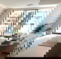 The Elegant Designer Home - Hotels Melbourne