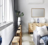 Flourish On Bull - Hotels Melbourne