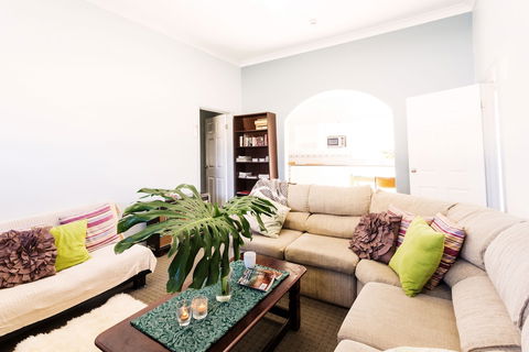 Coal D' Vine Cottage - Cessnock NSW - Hotels Melbourne 3