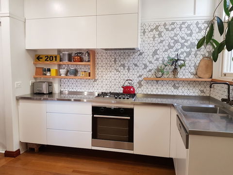 Newcastle Short Stay Apartments - Gatsby On Watt - Hotels Melbourne 3