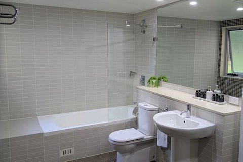 Jewel In The Crowne - Hotels Melbourne 6