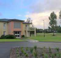 Jewel in the Crowne - Hotels Melbourne