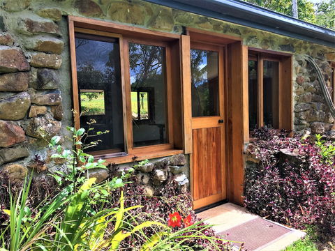 Palm Grove Rainforest Retreat - Hotels Melbourne 2