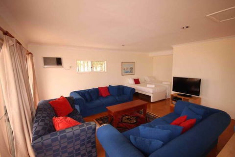 Verona Vineyard Cottage - Hotels Melbourne 4