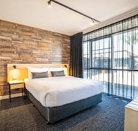 Nightcap at Westside Hotel - Hotels Melbourne